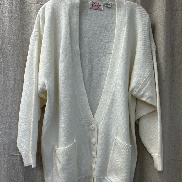 Pacific Place Plus /Off White/ NWOT V- Neck/ button down / pockets/ size 1X - Picture 2 of 11